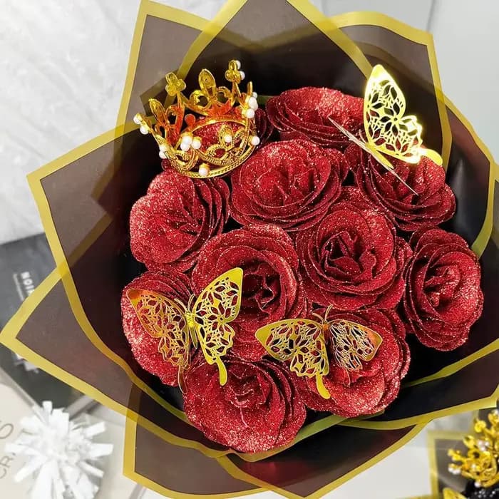 Bouquet de roses scintillantes de luxe avec couronne et papillon – Cadeau de fleurs artificielles po