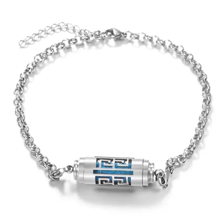 Diffuseur d'huiles essentielles d'aromathérapie, Bracelet réglable en forme de cœur, pendentif creux en acier inoxydable, médaillon pour femme, bijoux de parfum