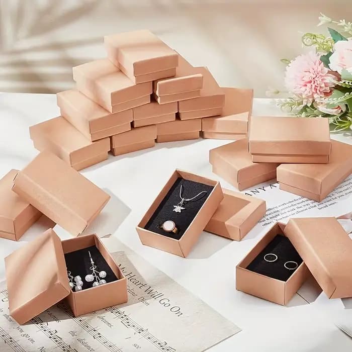 Boîte à bagues perlées de 72 pièces, boîte rectangulaire épaisse, adaptée aux fêtes de mariage et aux cadeaux d'anniversaire.