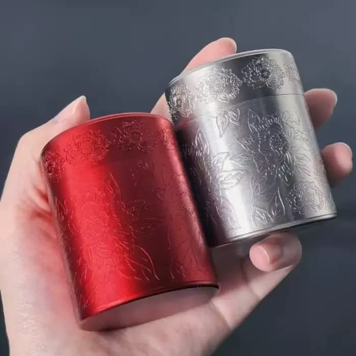 Boîte à thé portable mini épaissie en aluminium, hermétique, avec motif floral en relief, pour la cuisine