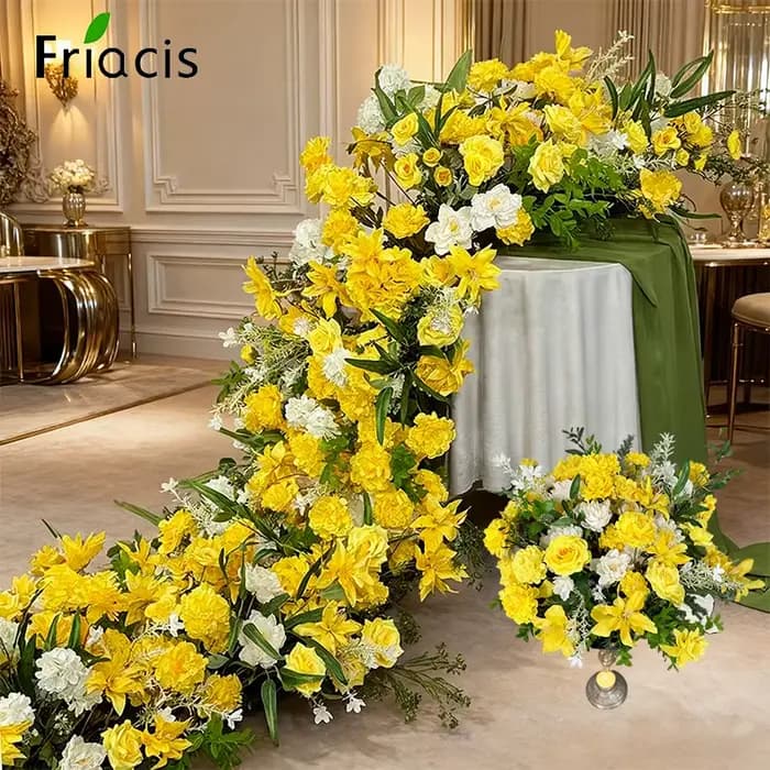 Arrangement Floral d'hortensia camélia jaune, arrière-plan de mariage en plein air, cadre en arc de fleurs, décor de Table d'événement, canapé, accessoire de scène