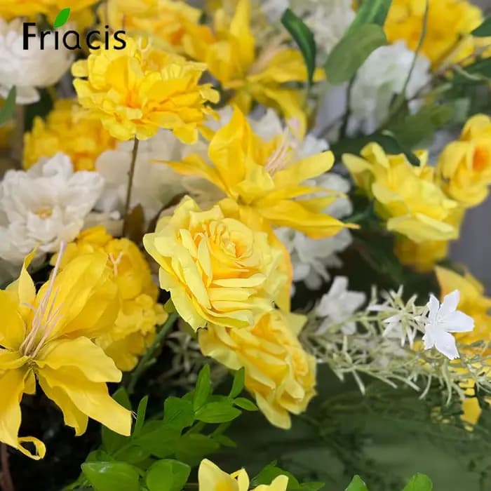 Arrangement Floral d'hortensia camélia jaune, arrière-plan de mariage en plein air, cadre en arc de fleurs, décor de Table d'événement, canapé, accessoire de scène