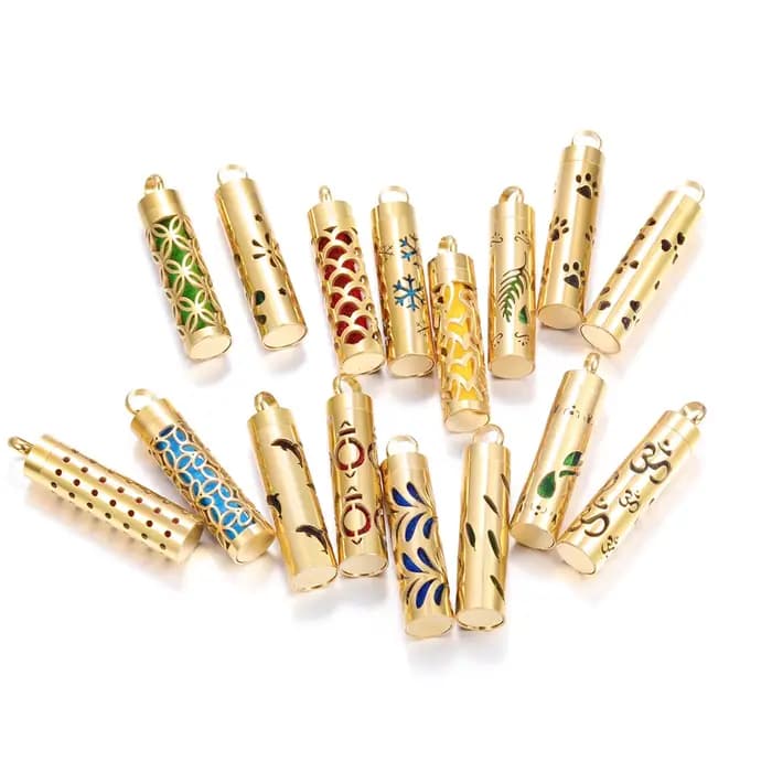 Collier d'aromathérapie doré pendentif diffuseur médaillon en acier inoxydable arôme huiles de parfum