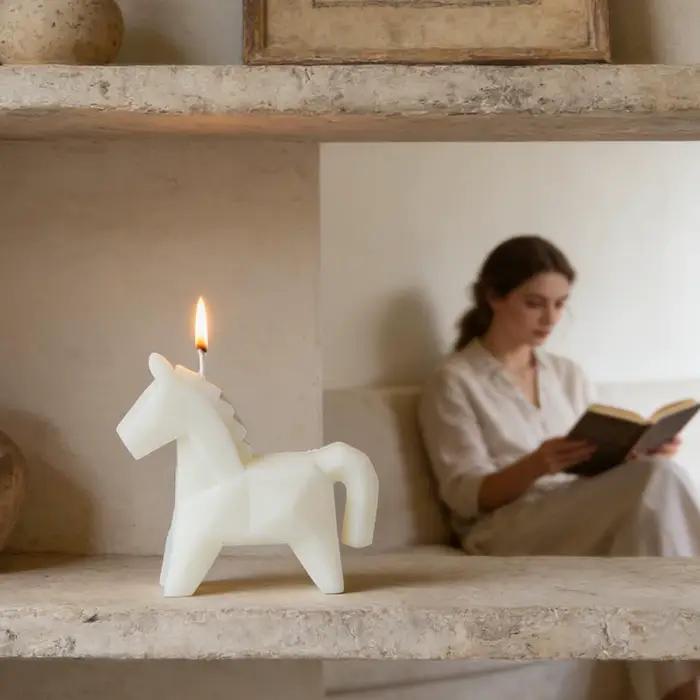 Bougie parfumée en forme de cheval, décoration traditionnelle porte-bonheur, pour chambre à coucher, salon, bureau, femmes et filles