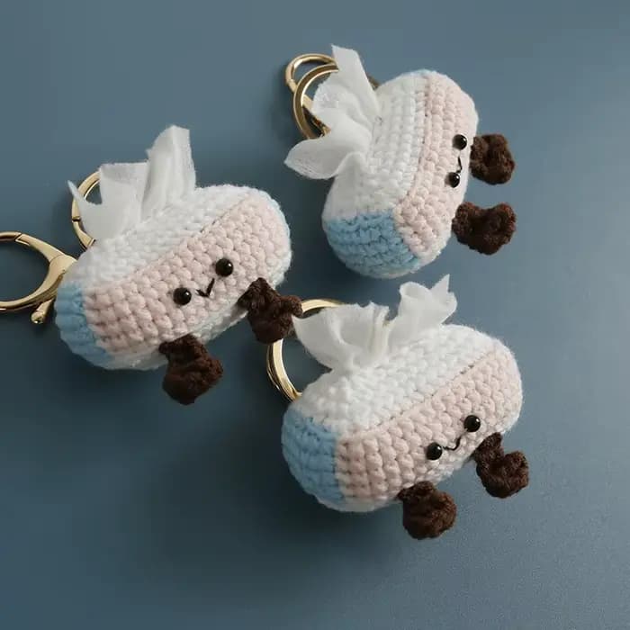 Pendentif créatif en papier tissé à la main, mini boîte à mouchoirs au crochet, porte-clés Xiaolongbao tricoté