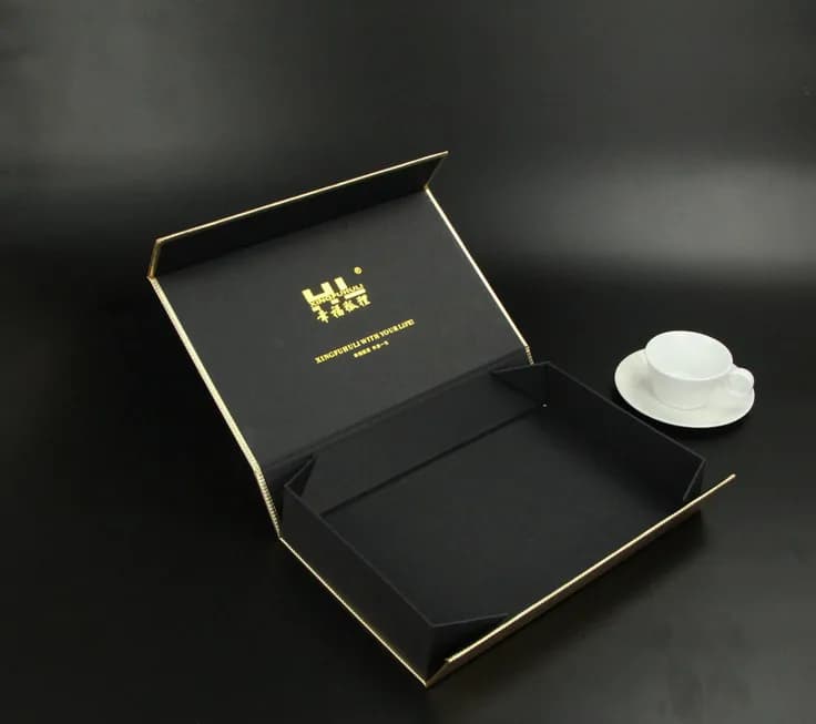 Boîte cadeau en carton avec couvercle à rabat, fermeture magnétique personnalisée sur mesure, boîte 