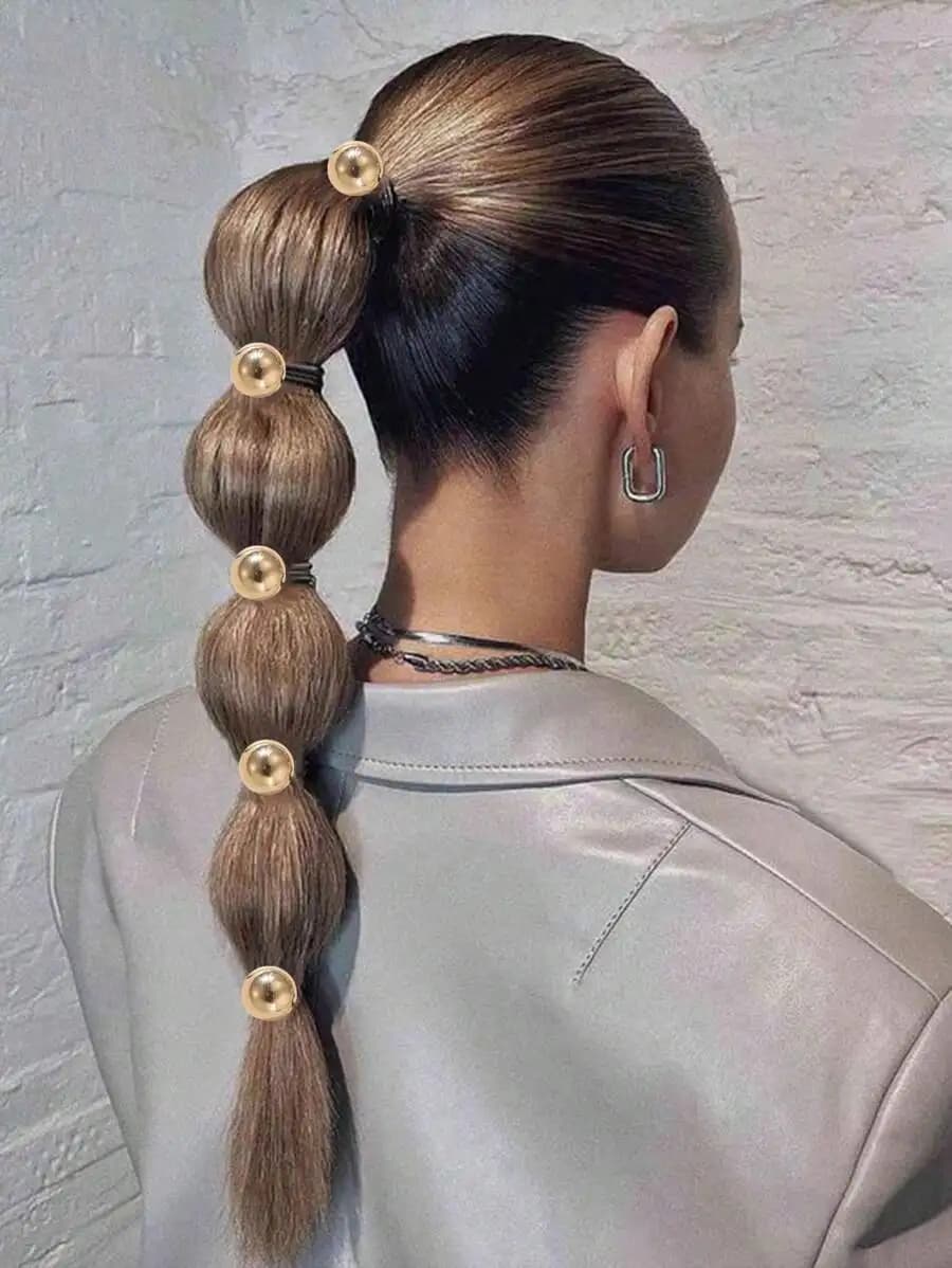 5 accessoires de coiffure pour femmes en or glamour, [Core Design] pour un look luxueux au quotidien