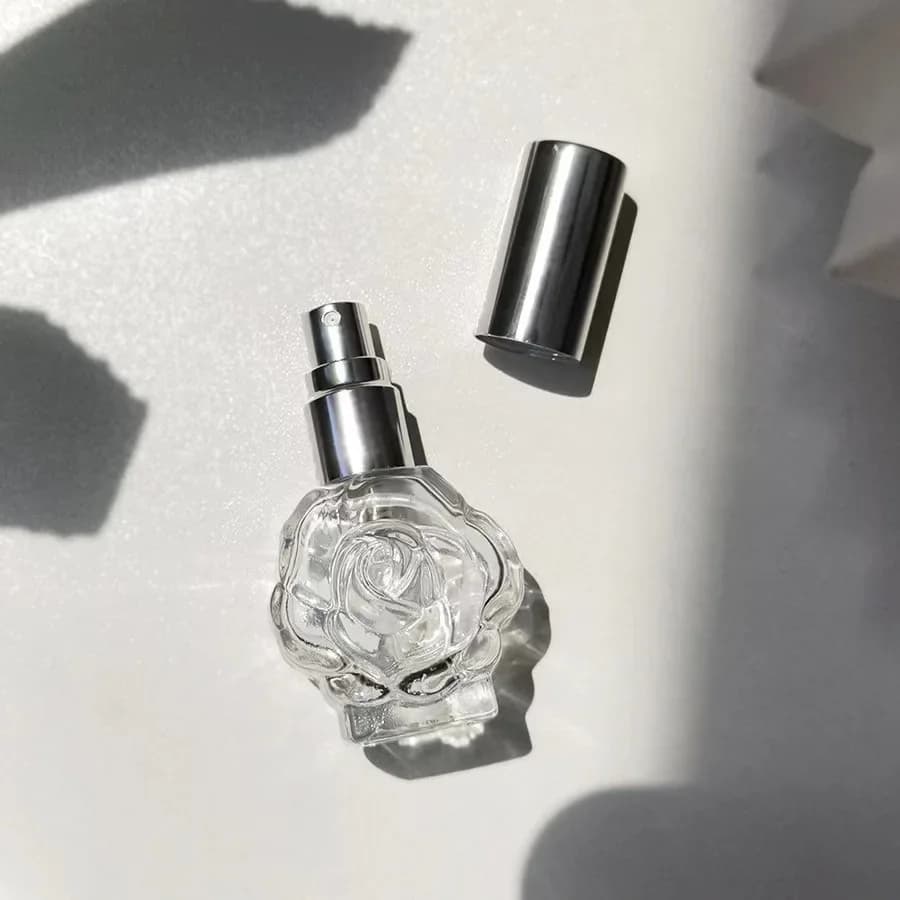 Mini bouteilles de parfum portables de 10ml, bouteille de fleur en forme de vaporisateur atomiseur, 