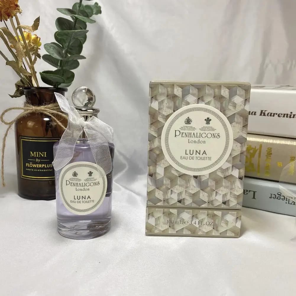 Penhaligon's Elisabethan Rose Eau de Parfum Luna Eau de Toilette pour Femme Parfum Floral Boisé 100M