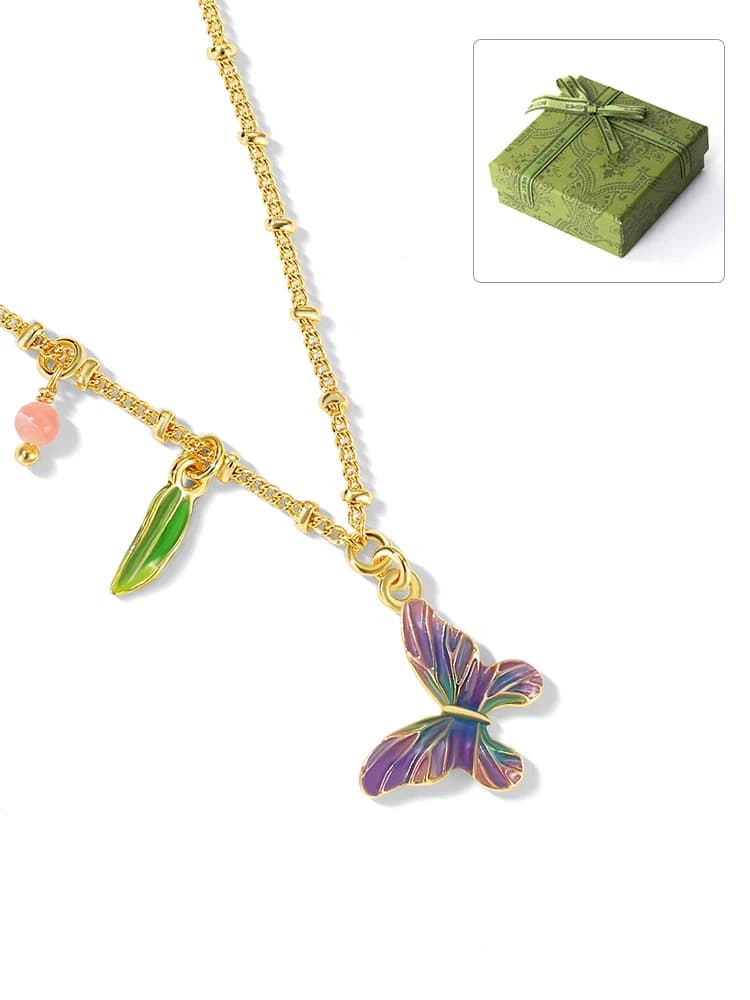 Collier juteux de raisin et de papillon – Pendentif en émail plaqué or 18 carats |   Bijoux de décla