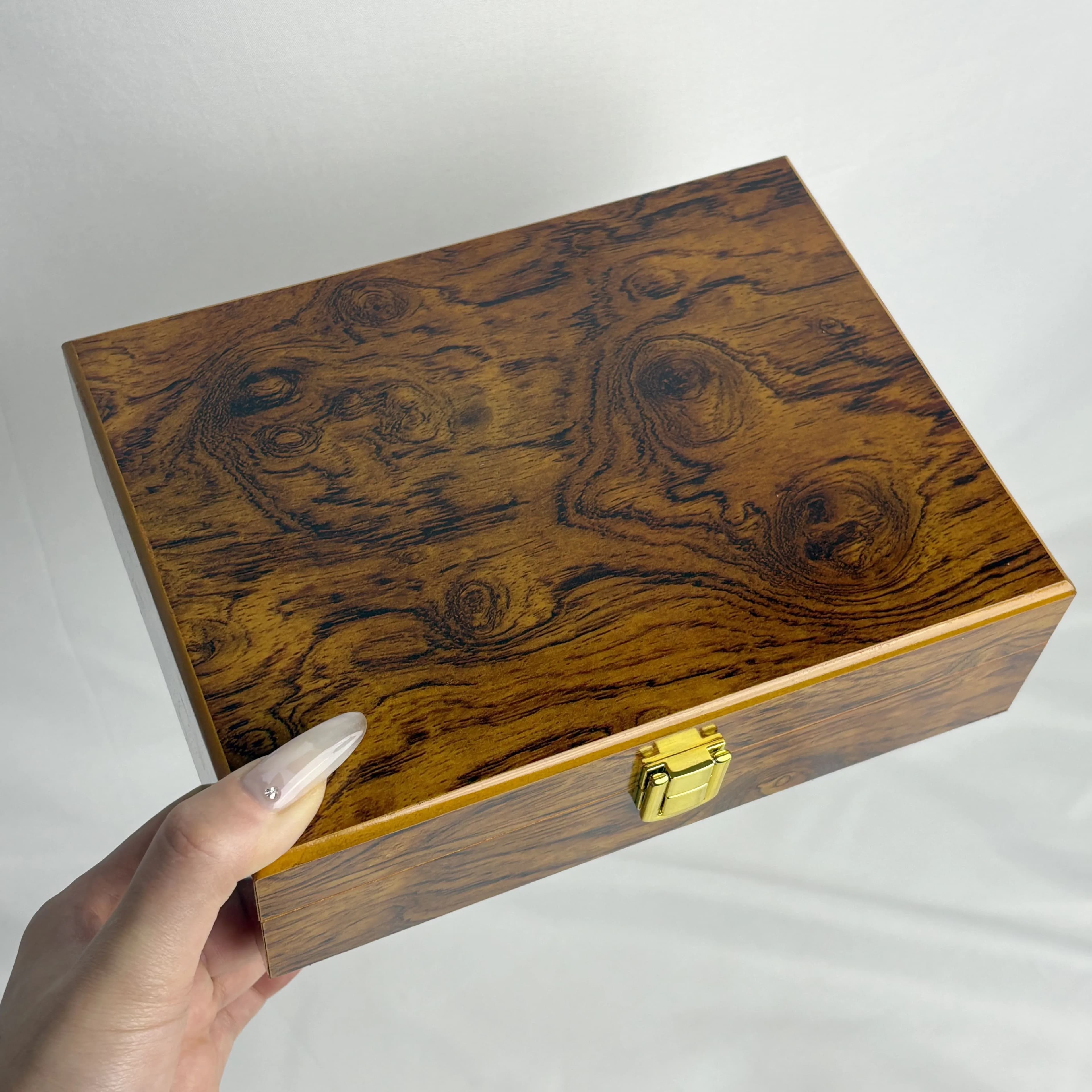 Boîte de rangement en bois laqué brillant haut de gamme pour ceintures, emballage cadeau premium, ra