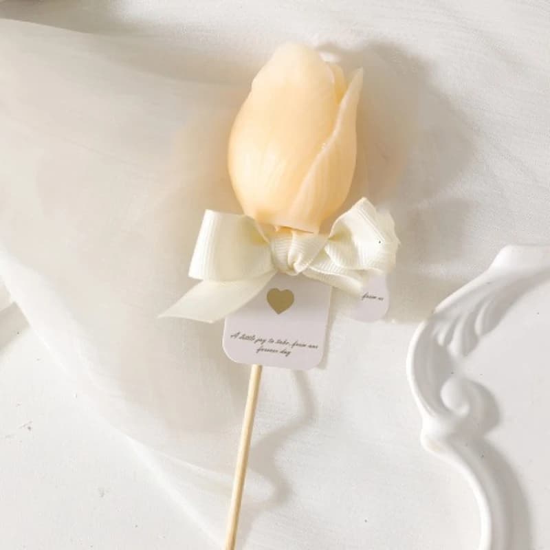 Bouquet de fleurs de tulipes, bougie parfumée romantique, cadeau pour la fête des mères, la Saint-Va