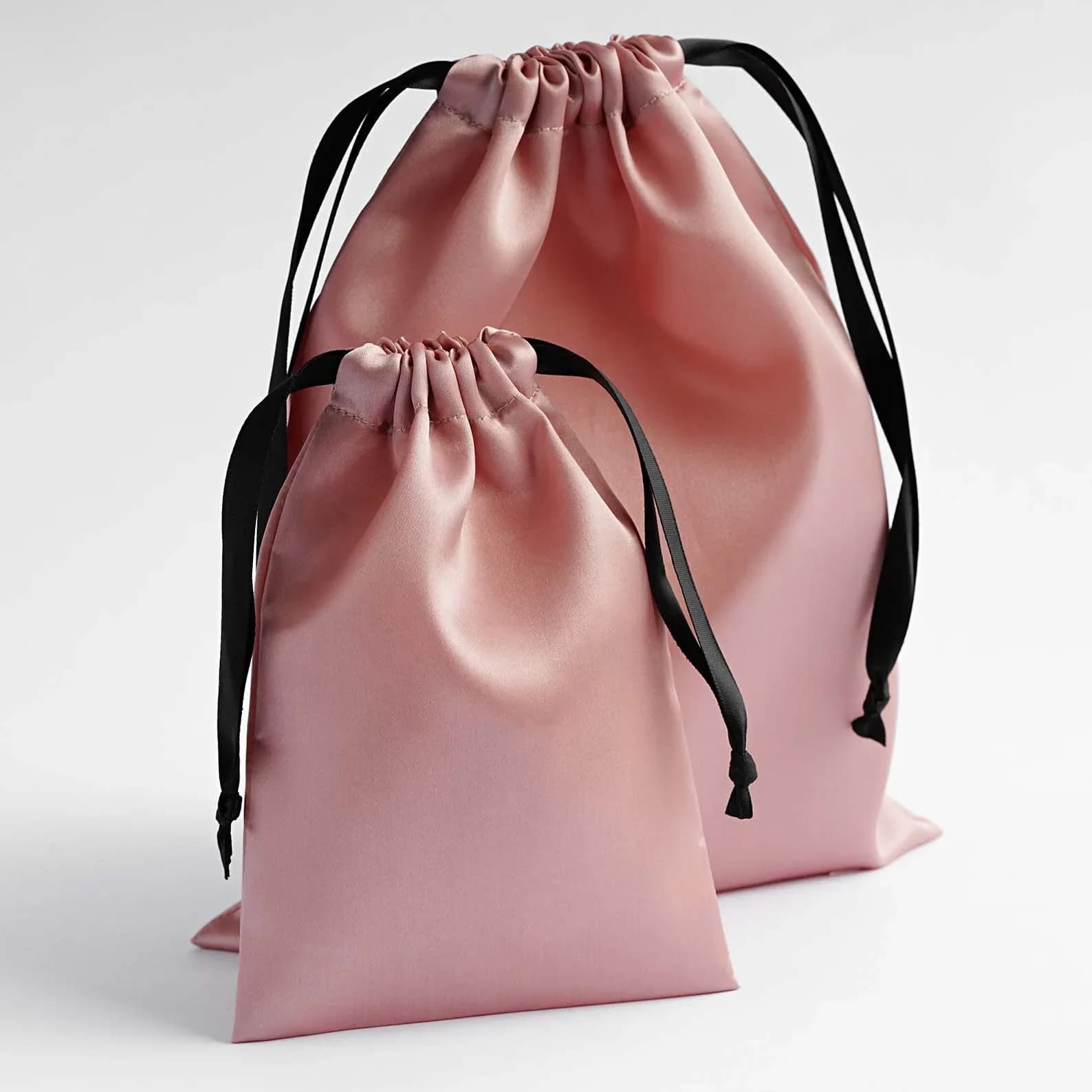 Sacs cadeaux de luxe en soie, sacs en satin pour emballage cosmétique, pochettes mignonnes en organz