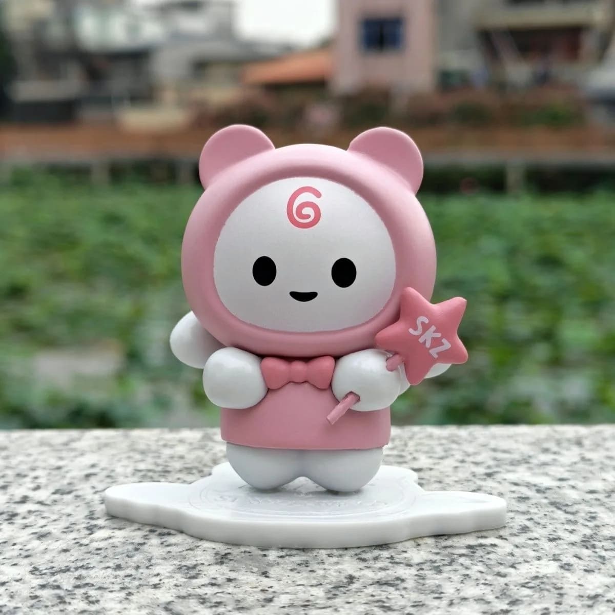 Nouvelle figurine commémorative SKZOO K-POP pour la décoration de voiture, jouet tendance, figurine 