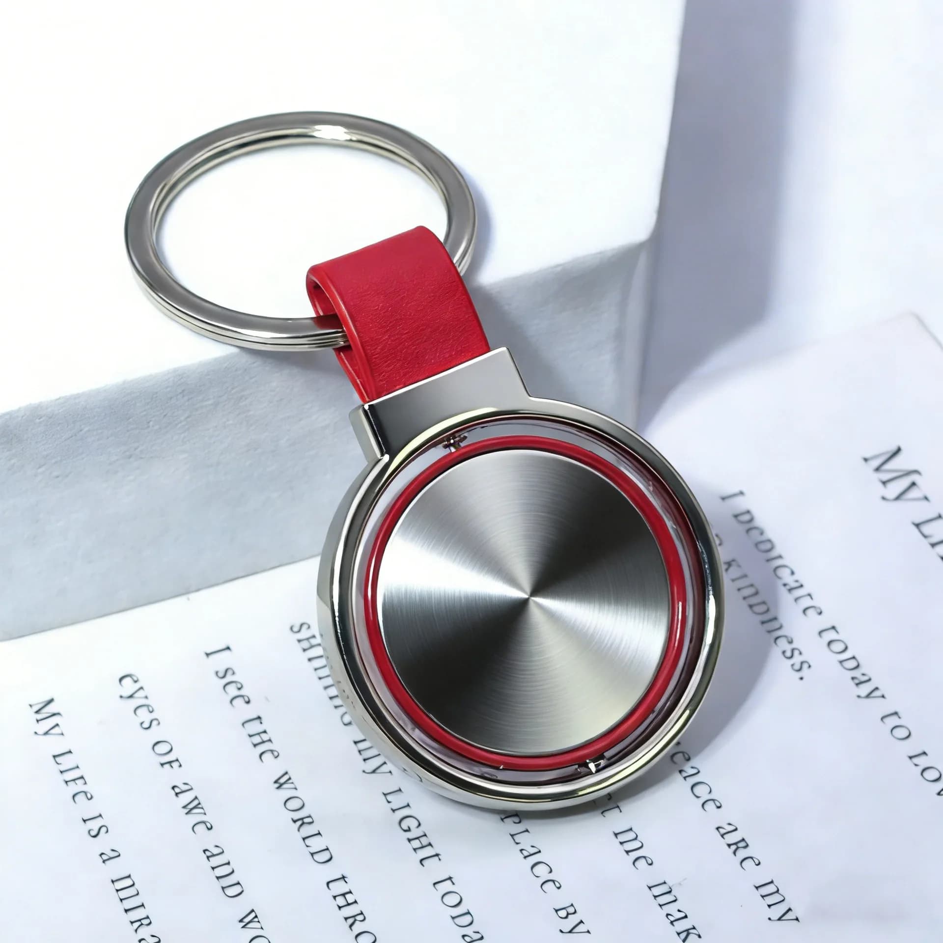 Porte-clés personnalisable en cuir avec pendentif, petit cadeau, accessoires à boucle métallique, po