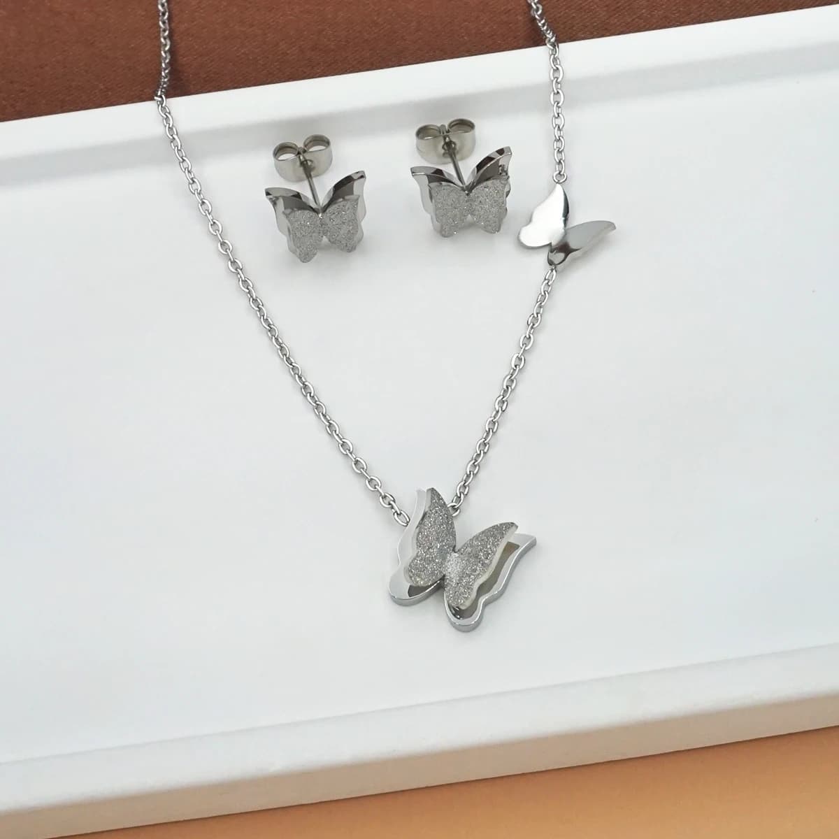 Cadeaux de Saint-Valentin pour femmes, ensemble de boucles d'oreilles et collier papillon sablé, fêt