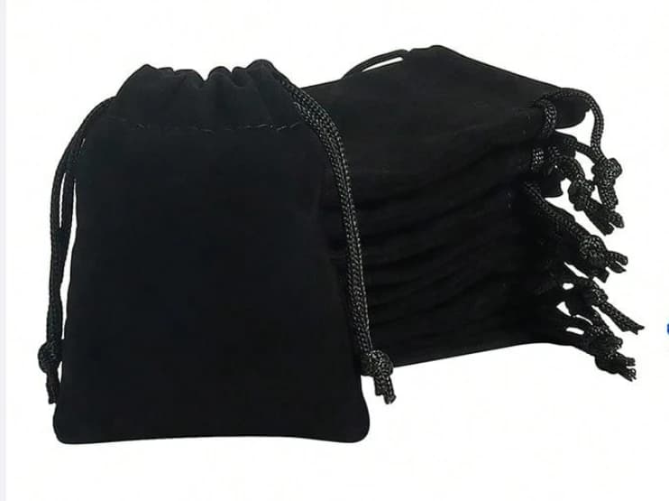 Poudres de velours d'emballage de bijoux avec cordon de proximité, idéal pour bracelet, collier, bou