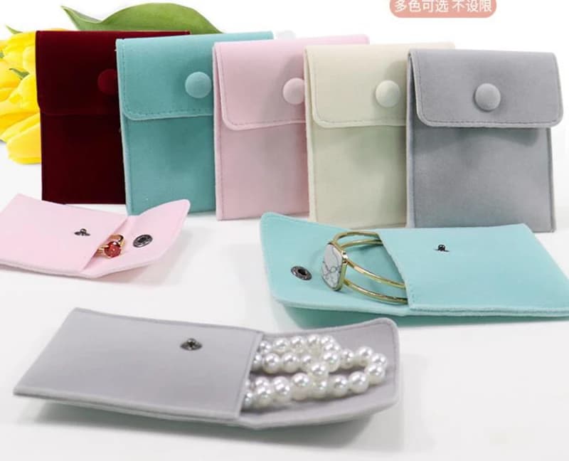 Pochette à bijoux en velours doux, 1 pièce, sac d'emballage, cadeau, Bracelet, collier, boucles d'oreilles, bagues, magasin, Logo personnalisé