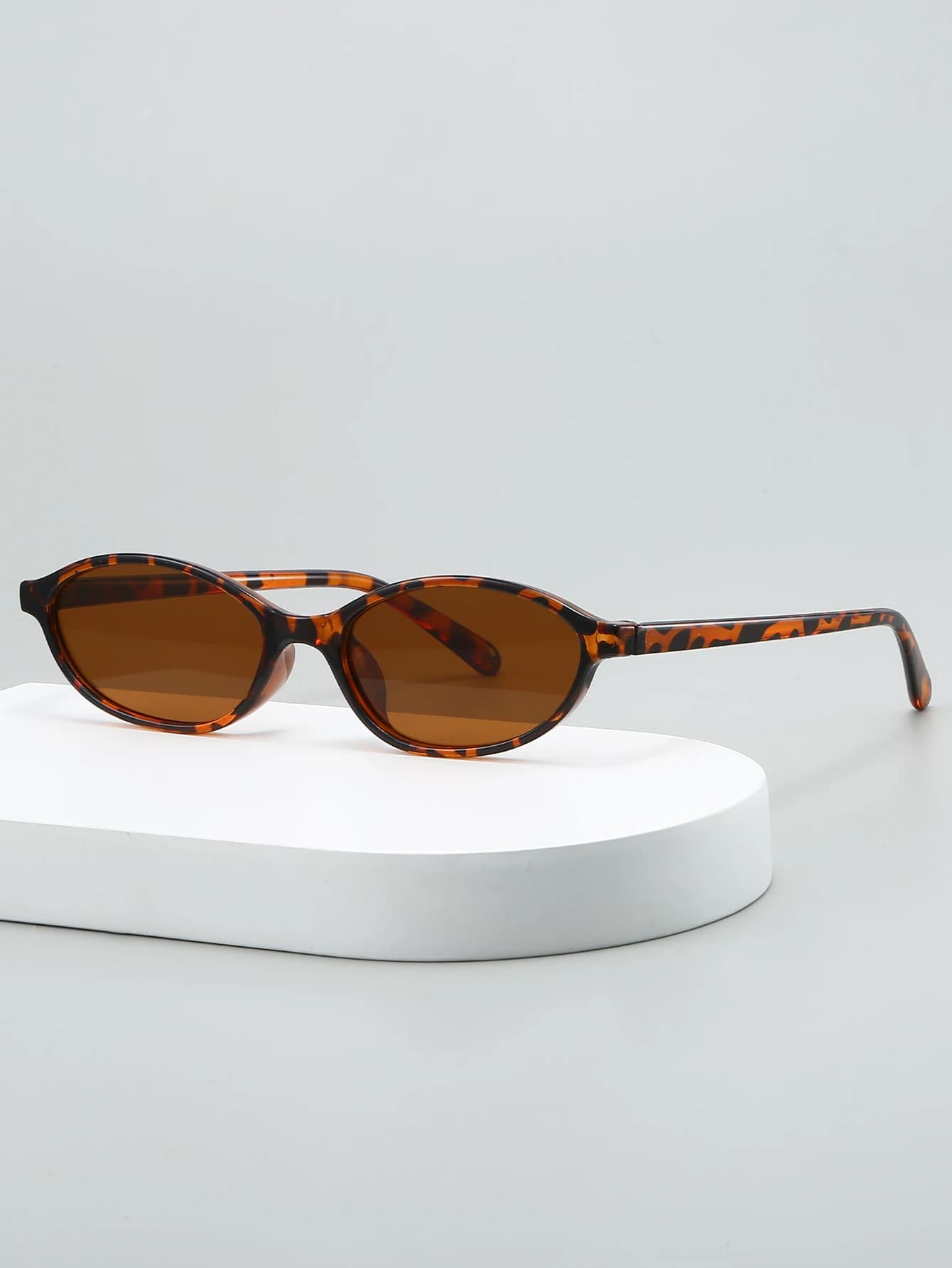 Lunettes décoratives ovales à petite monture, 1 pièce, à la mode, légères, portables et durables, parfaites pour les cadeaux de vacances