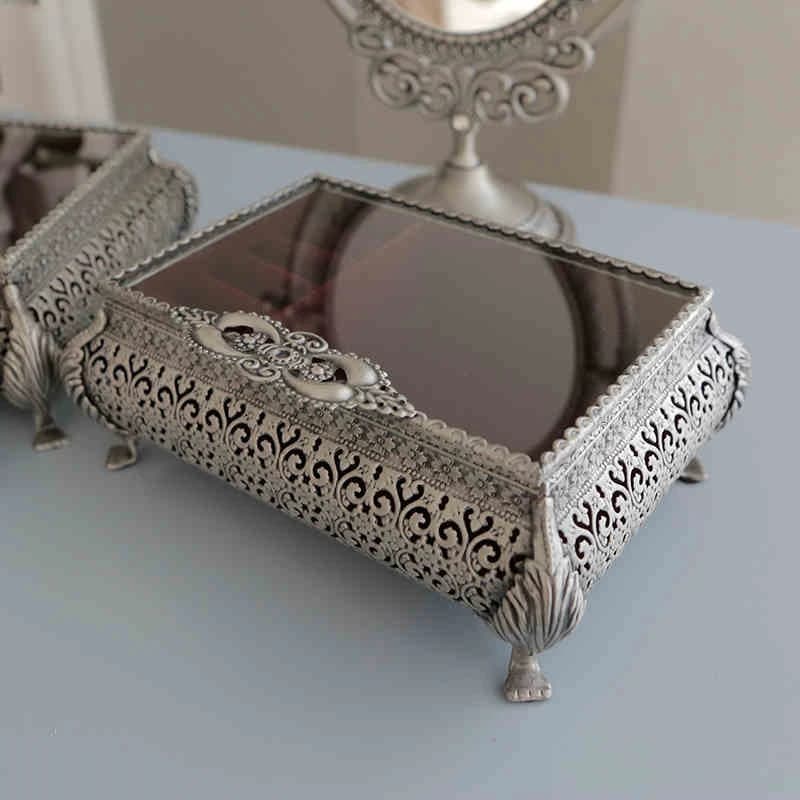Boîte à bijoux creuse en métal faite à la main, décoration de table en span, rangement de bijoux vintage européens, cadeau d'évaluation