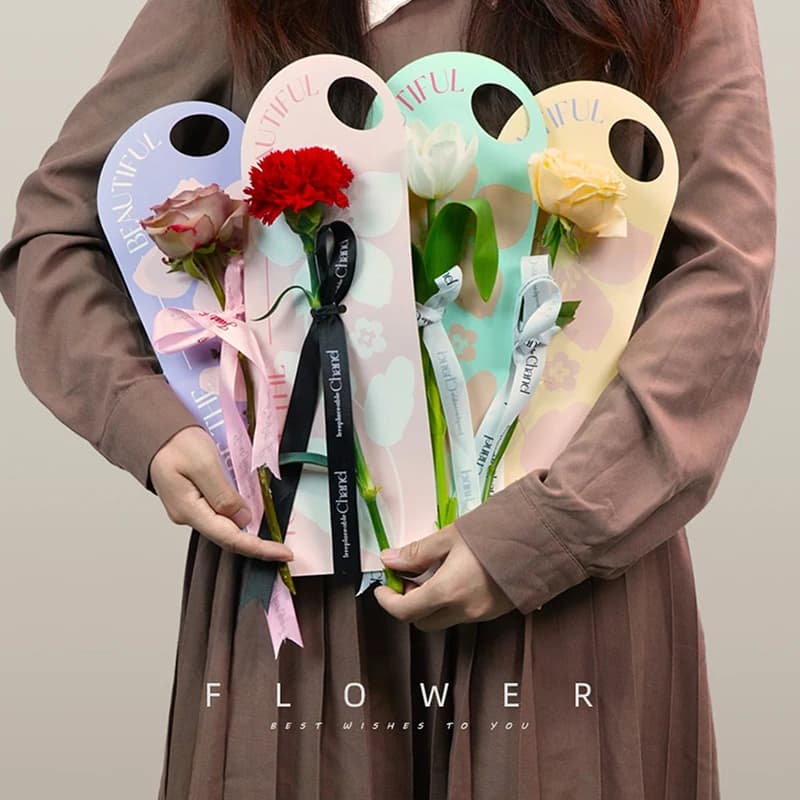Boîte d'emballage pour bouquet, boîte à fleurs en papier portable, arrangement de cartes, fournitures et accessoires pour emballages cadeaux pour la Saint-Valentin, les mariages et les festivals