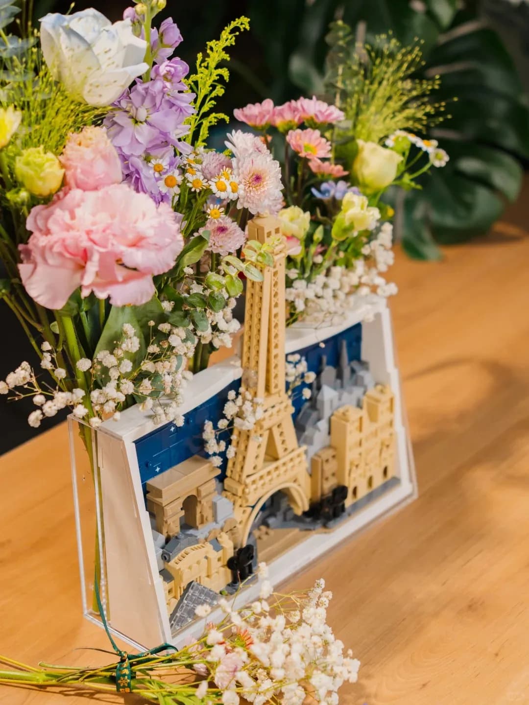 Nouveau 2026 Ensemble de décoration d'intérieur Souvenir Paris Ville d'amour, Modèle de puzzle en blocs de construction, Jouet cadeau d'anniversaire