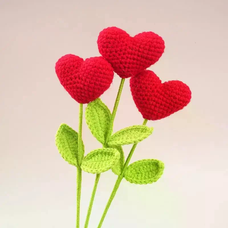 1 pièce - Bouquet de fleurs en crochet fait main en forme de cœur avec tiges vertes - Cadeau romantique pour la Saint-Valentin - Composition florale artisanale