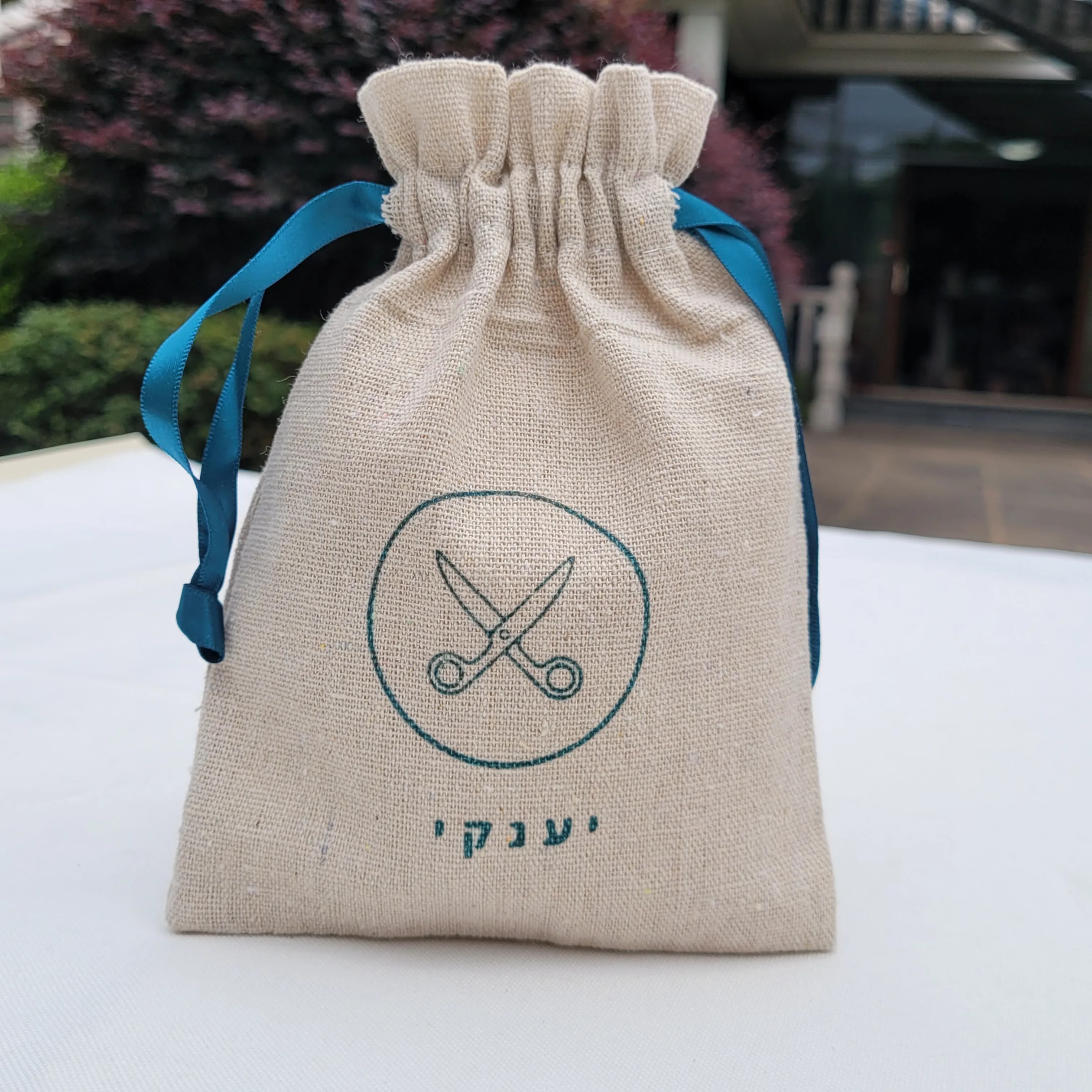 Sacs cadeaux écologiques personnalisés en lin naturel pour anniversaire, baby shower, mariage rustique champêtre, pochette avec logo, sac à poussière en jute