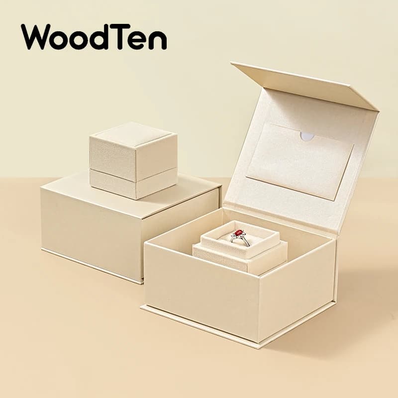 Boîte-cadeau pour bagues WoodTen avec couvercle, boîtes à bijoux magnétiques pour proposition de mariage, cadeau d'anniversaire avec carte, boîte d'emballage en velours