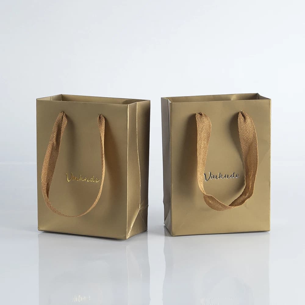 50 pièces/lot 12x6x16cm Logo personnalisé or carton cadeau papier fourre-tout sacs de luxe Boutique Shopping parfum bijoux emballage sac boîtes