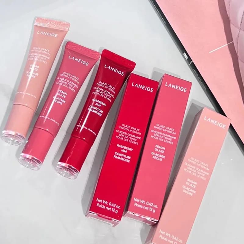 Baume à lèvres liquide cristallin Laneige Donut Lip Glaze avec applicateur en forme de pinceau, pour un maquillage naturel, sensation hydratée et brillante