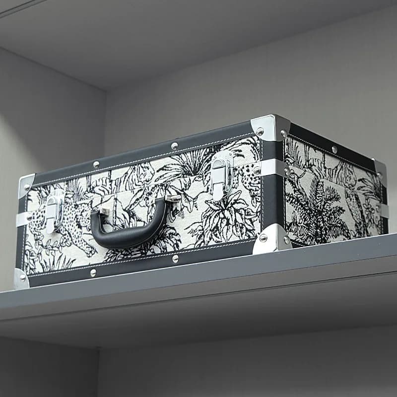 Boîte de rangement en cuir
