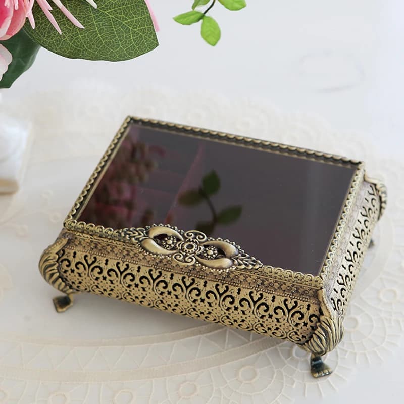Boîte à bijoux creuse en métal faite à la main, décoration de table en span, rangement de bijoux vintage européens, cadeau d'évaluation