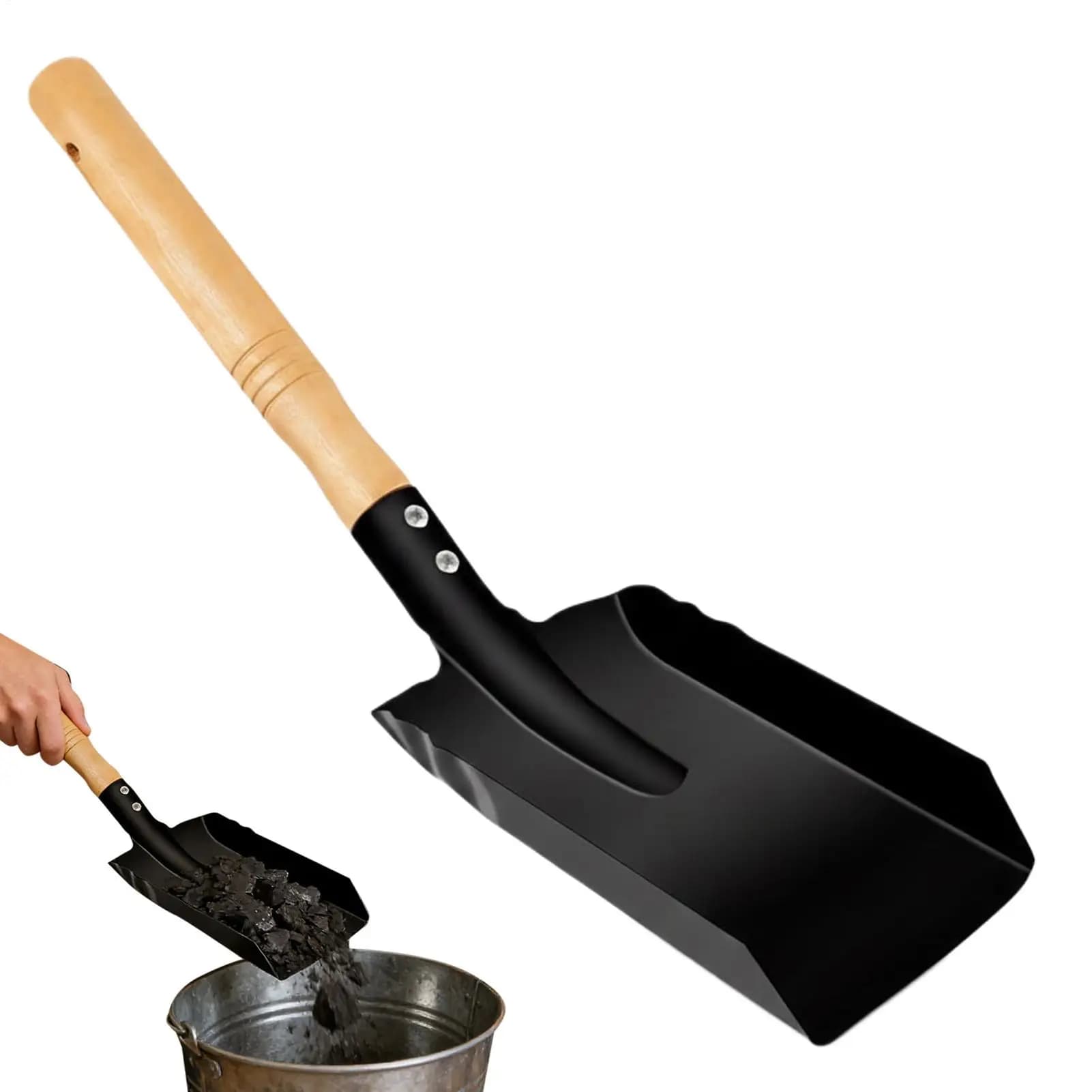 Pelle à foyer avec manche en bois