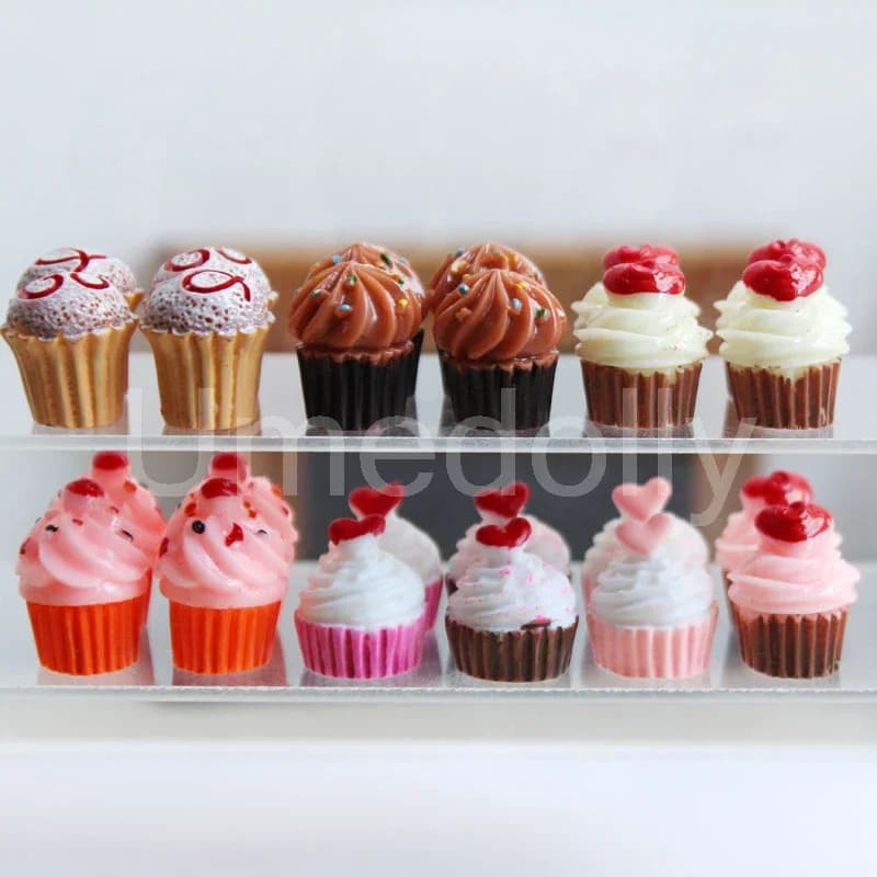Lot de 4 mini-cupcakes miniatures à l'échelle 1/6 pour maison de poupée, accessoires de nourriture pour poupées Blyth BJD, jouet