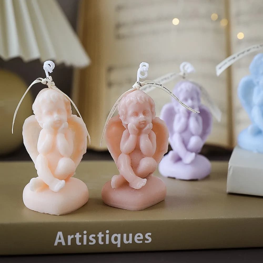 Petite statue d'ange, bougie parfumée