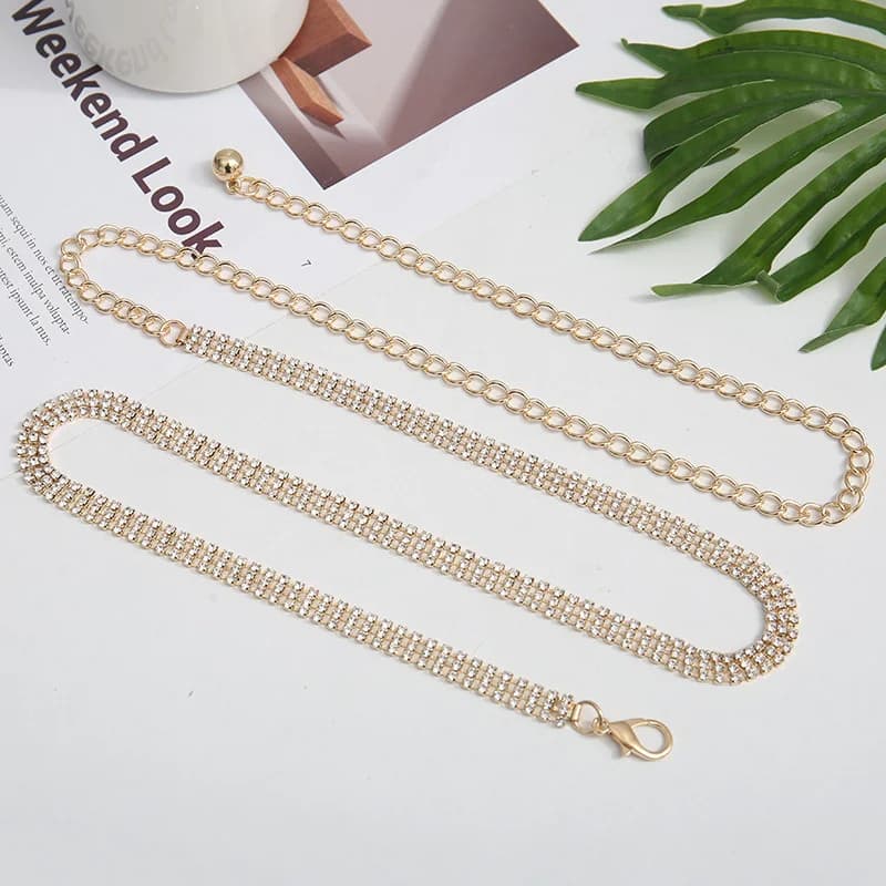 Ceinture vestimentaire tendance haut de gamme pour femme ; Chaîne d'attente réglable ornée de strass ; Accessoire de mode luxueux pour les filles