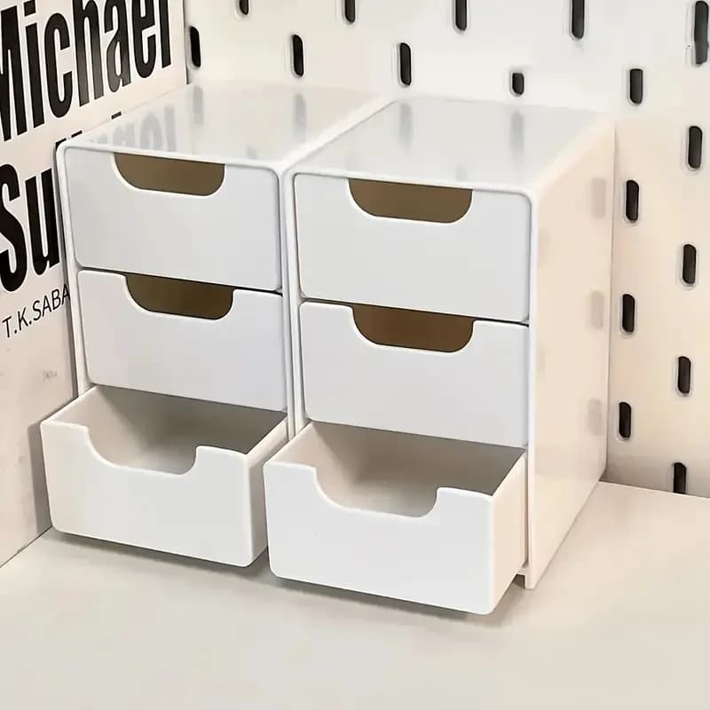 Boîte de rangement de cosmétiques en plastique à 3 niveaux