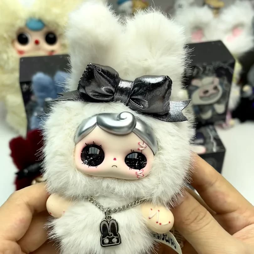 Yuna V2 Nocturne Dverturers Series Blind Box Figurines Anime Mignonnes Boîte Mystère Jouets Sac Surprise Tendance Pendentifs Authentiques Poupées Cadeaux