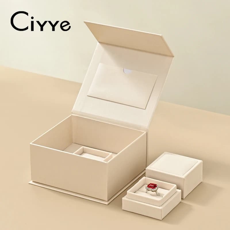 Boîte à bijoux en velours Ciyye, boîte de rangement pour bijoux, boîte cadeau portable pour mariage, demande en mariage, fiançailles, personnalisable