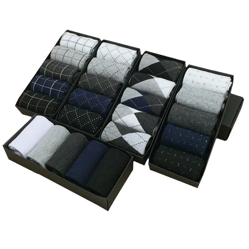 Coffret cadeau de 5 paires de chaussettes pour hommes, pour le printemps, l'automne et l'hiver, 5 paires de chaussettes en coton de couleur unie, chaussettes décontractées pour le bureau, mi-mollet