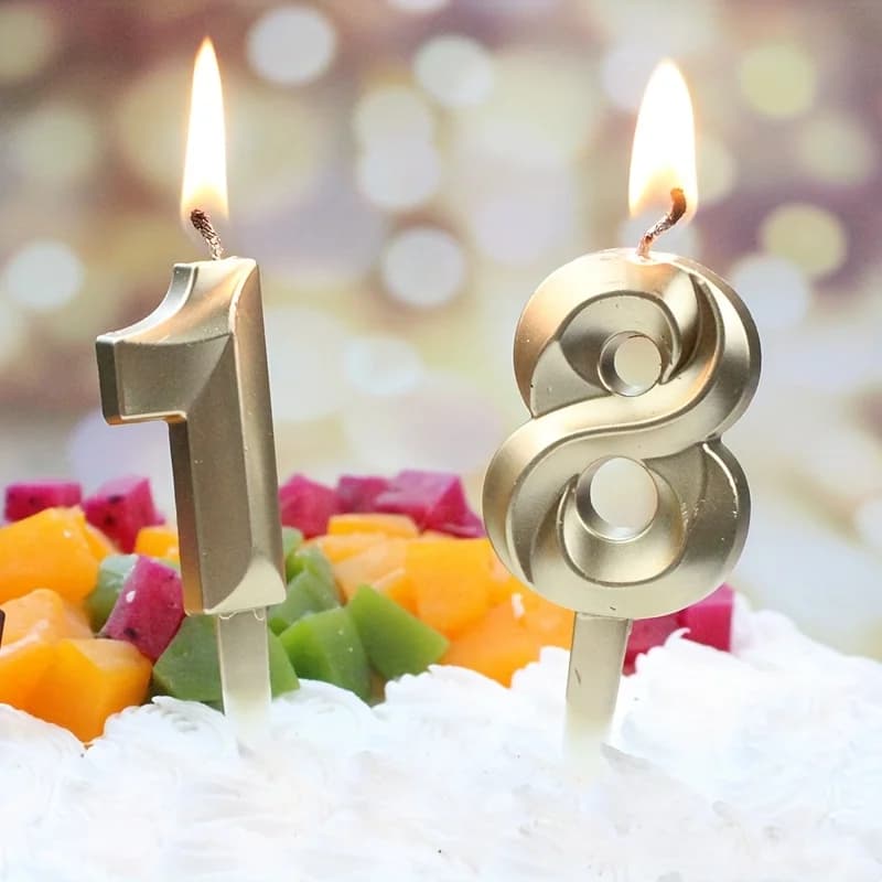 Grande bougie créative en or et diamant avec chiffres