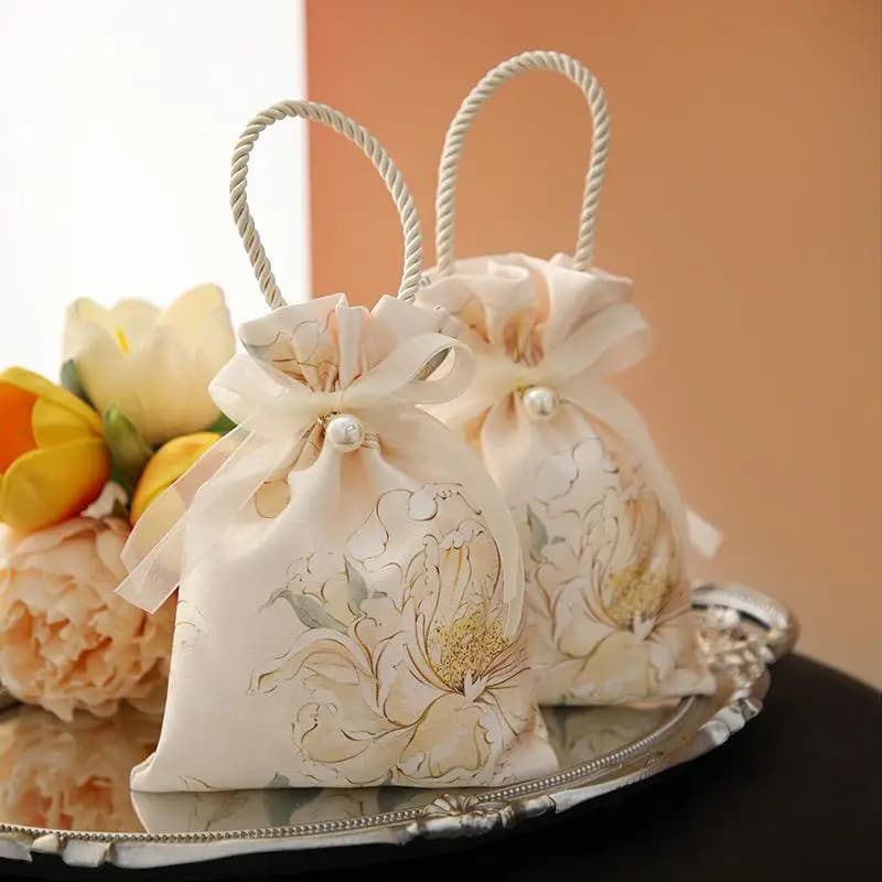 1 pièce Sac fourre-tout cadeau à cordon avec nœud floral élégant pour femmes, idéal pour mariage, fête, bonbons, chocolat, souvenirs, organisateur de cadeaux, sac à main
