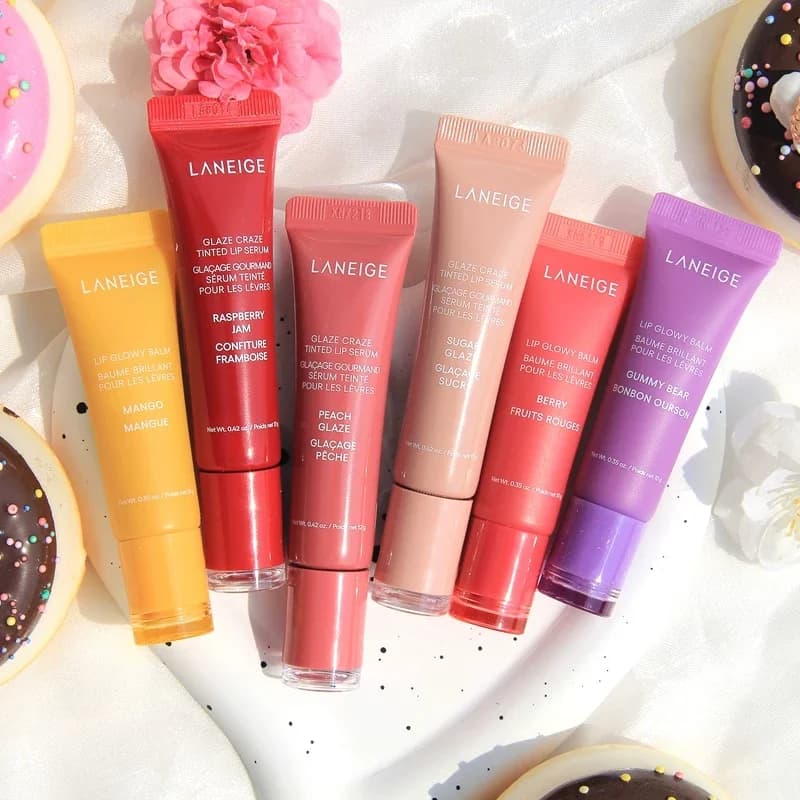 Baume à lèvres liquide cristallin Laneige Donut Lip Glaze avec applicateur en forme de pinceau, pour un maquillage naturel, sensation hydratée et brillante