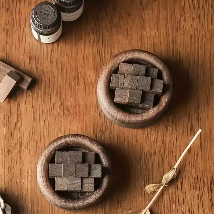 Un coffret de diffuseurs d'huiles essentielles, diffuseur d'huiles essentielles en bois, diffuseur créatif, accessoires pour la maison et la voiture
