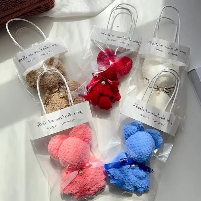 Souvenirs de serviettes ours, chèques d'ananas, cadeaux de retour de mariage, coffrets cadeaux d'anniversaire, cadeaux d'ouverture pour événements