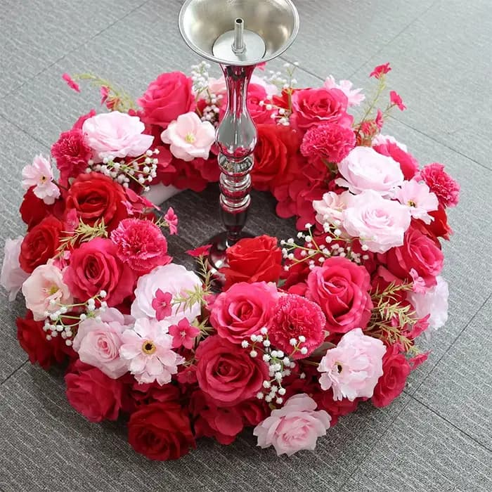 Centre de Table de mariage, chandelier décoratif, guirlande de fleurs, couronne de roses blanches, Arrangement Floral, accessoire de fête pour événement de noël