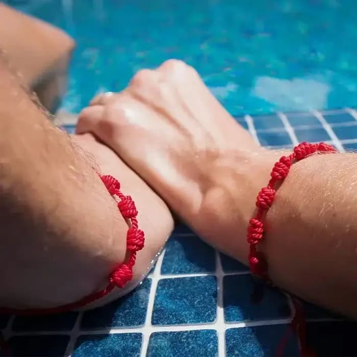 100 pièces fait à la main 7 noeuds Bracelet à cordes rouges pour la Protection des amoureux amulette porte-bonheur et corde tressée d'amitié Bracelet bijoux cadeau