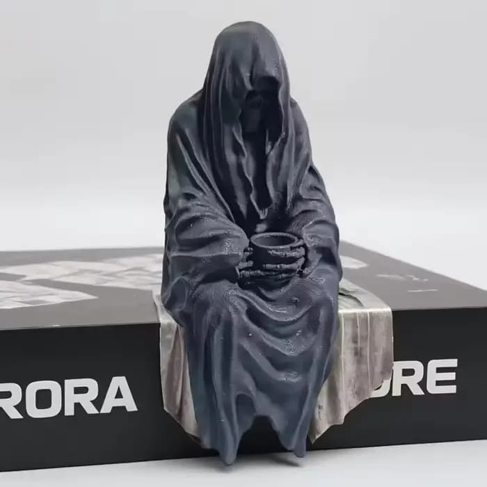 Le dieu mort assis est un cadeau parfait pour les vacances comme Halloween et convient aux étagères intérieures, etc.