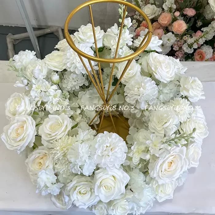 Centre de Table de mariage, chandelier décoratif, guirlande de fleurs, couronne de roses blanches, Arrangement Floral, accessoire de fête pour événement de noël